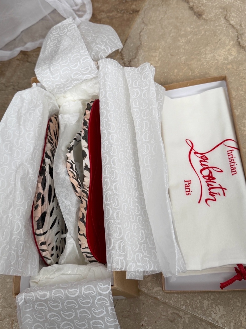 Christian Louboutin White & Black Animal Print Studded Donna Loubi Flip Flops 38 - Picture 2 of 16